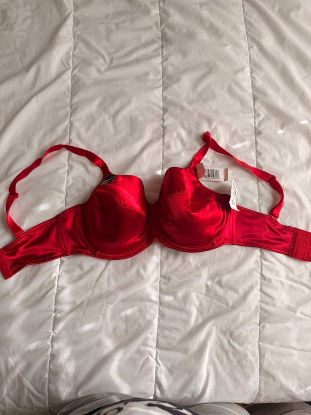 Bali Feel Beautiful Scarlet Underwire Bra, 38DD, NWT